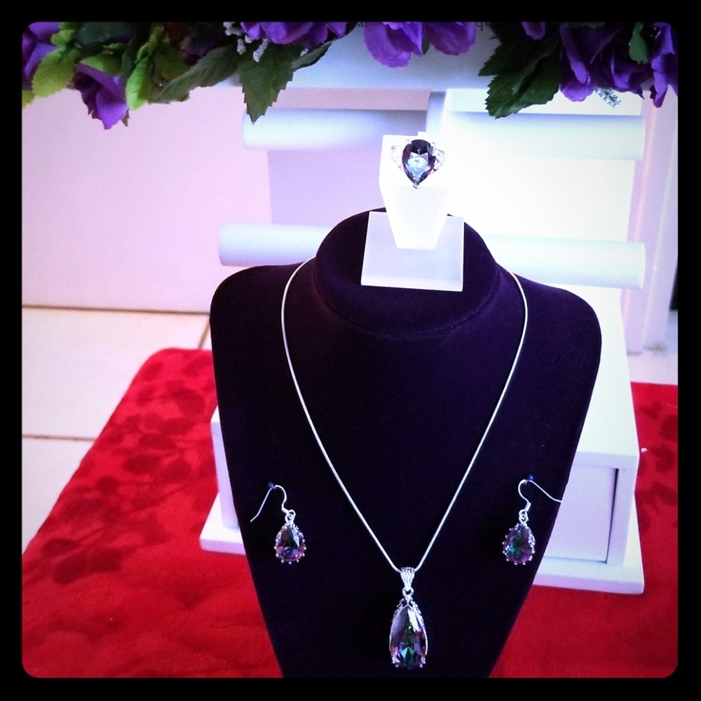 (NWT) 925 Mystical Rainbow Set